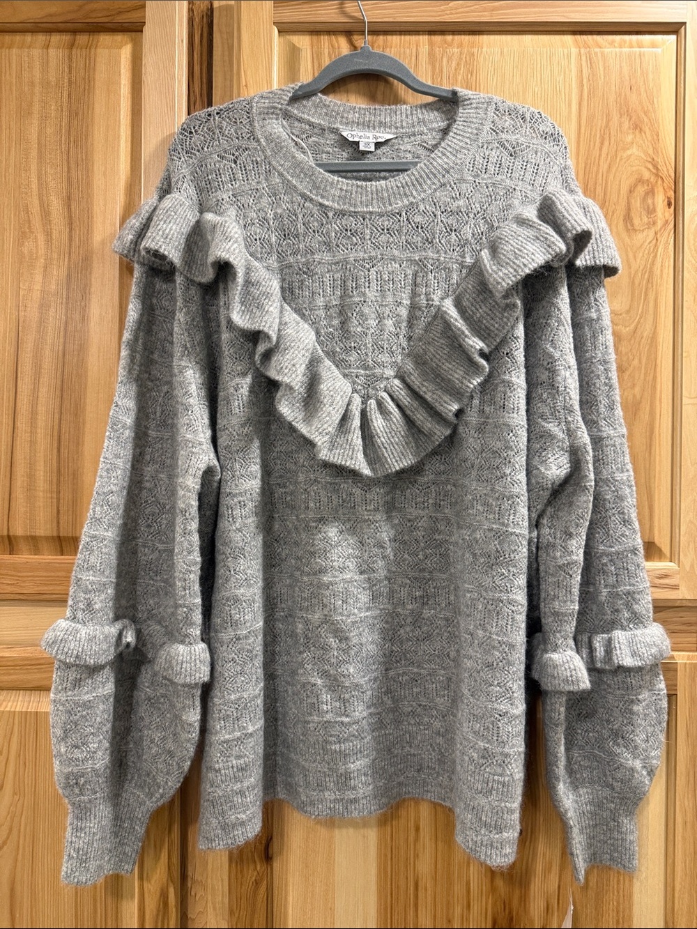 New! Ophelia Roe Women’s Sz 3X Soft Ruffle Detail Grey Crewneck Sweater